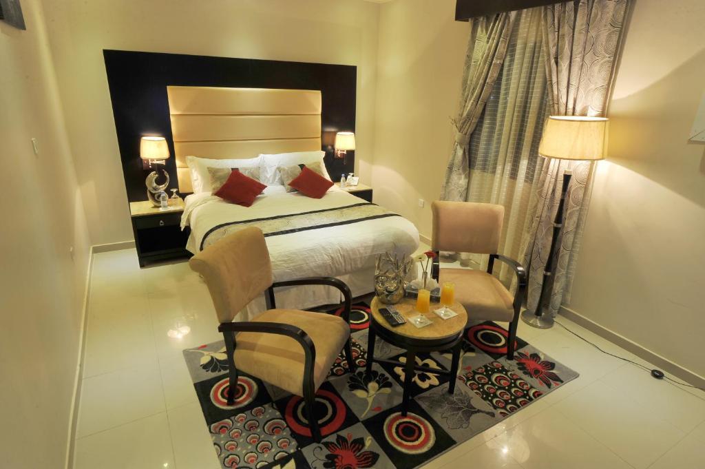 Al Janaderia 7 Aparthotel